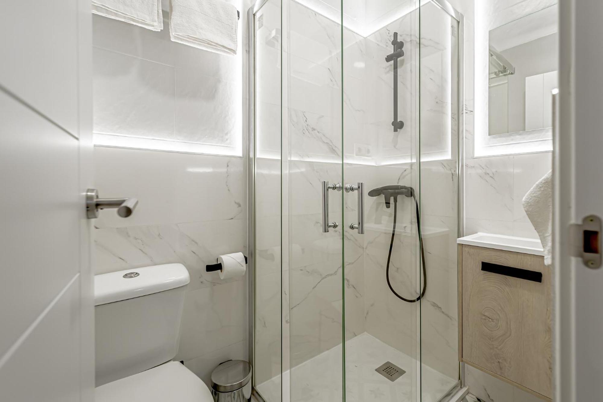 Apartamentos Pensamiento Madrid Eksteriør billede